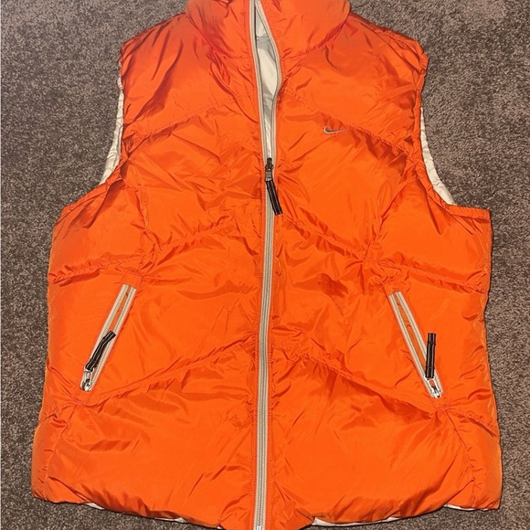 Nike Tops - Nike Vest